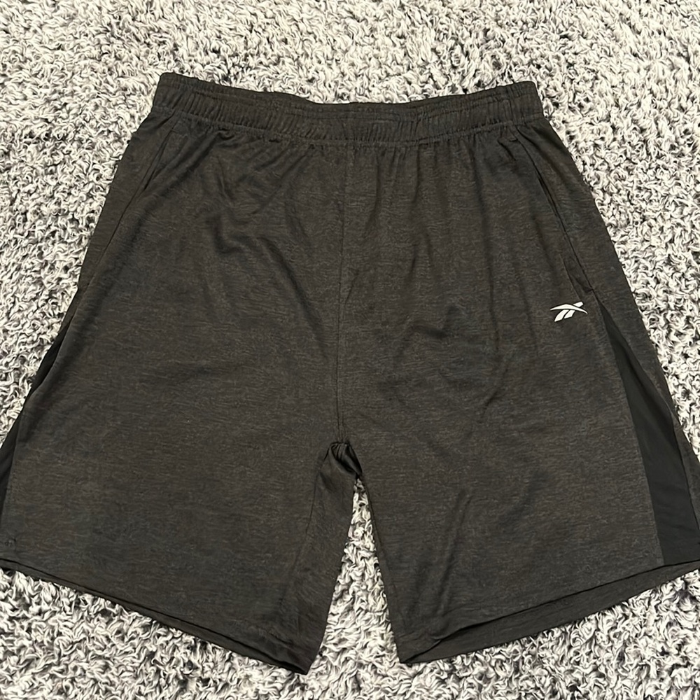 MENS REEBOK SHORTS